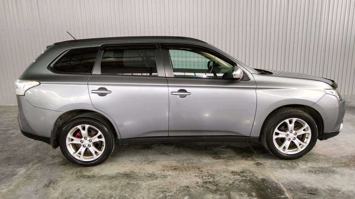 Mitsubishi Outlander, 2012 - фото №4