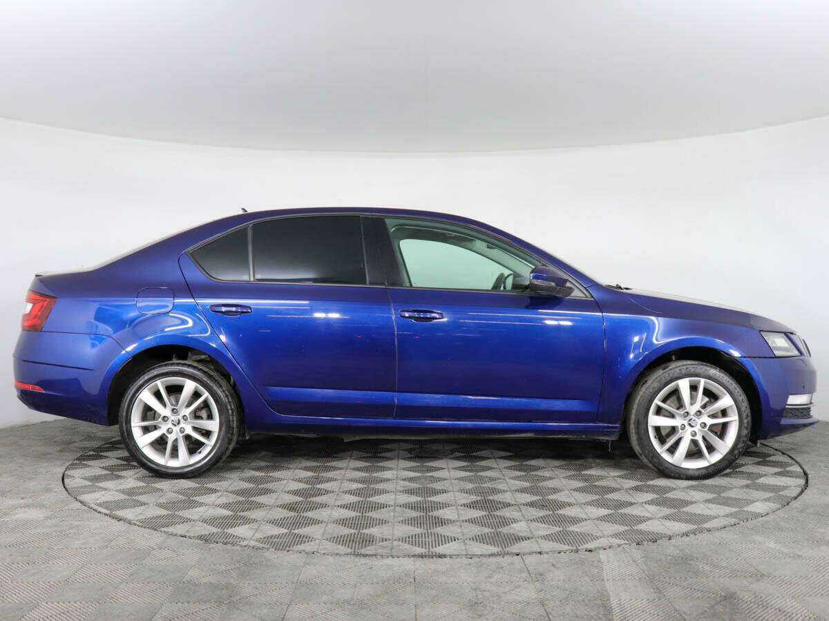 Skoda Octavia, 2017 - фото №4