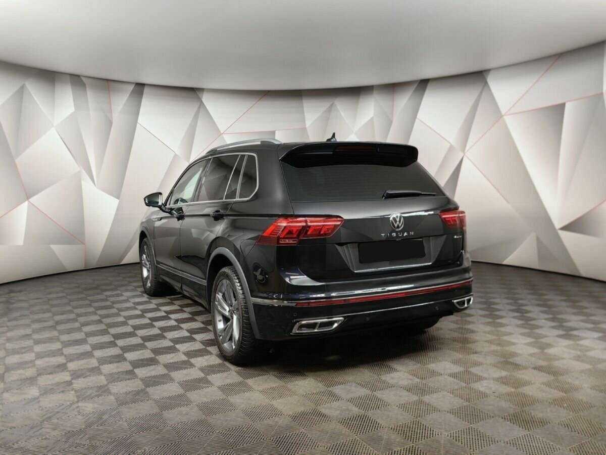 Volkswagen Tiguan, 2021 - фото №4