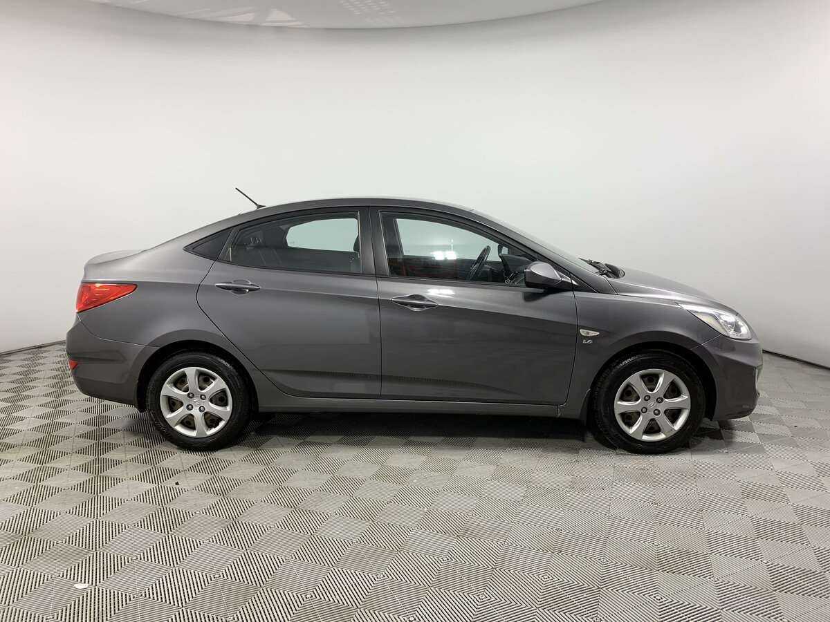 Hyundai Solaris, 2013 - фото №4