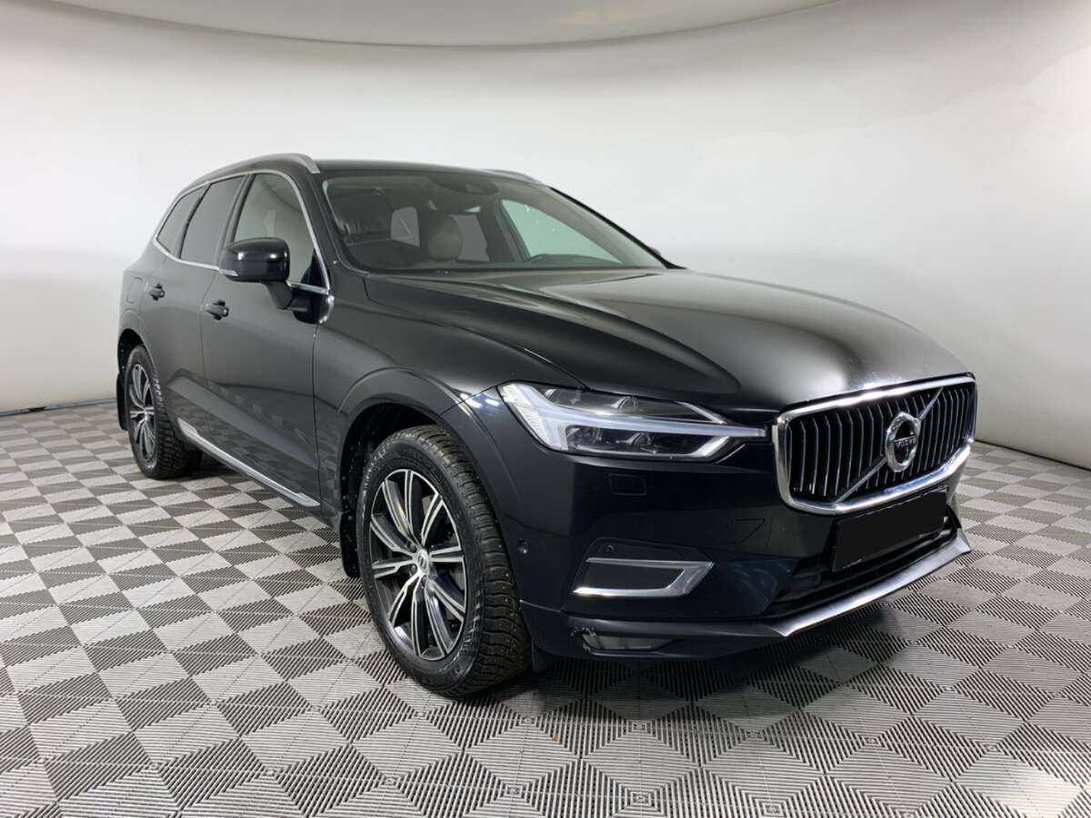 Volvo XC60, 2019 - фото №3