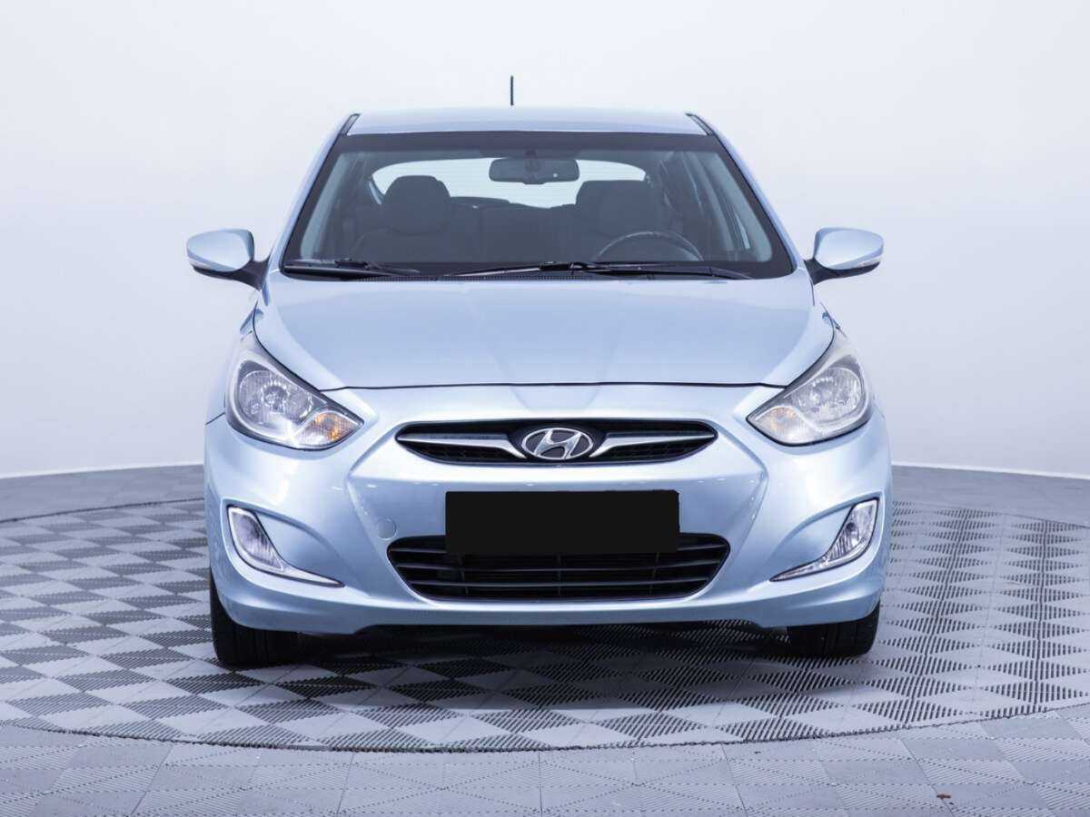 Hyundai Solaris, 2012 - фото №2