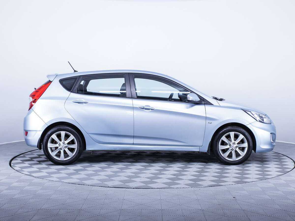 Hyundai Solaris, 2012 - фото №4