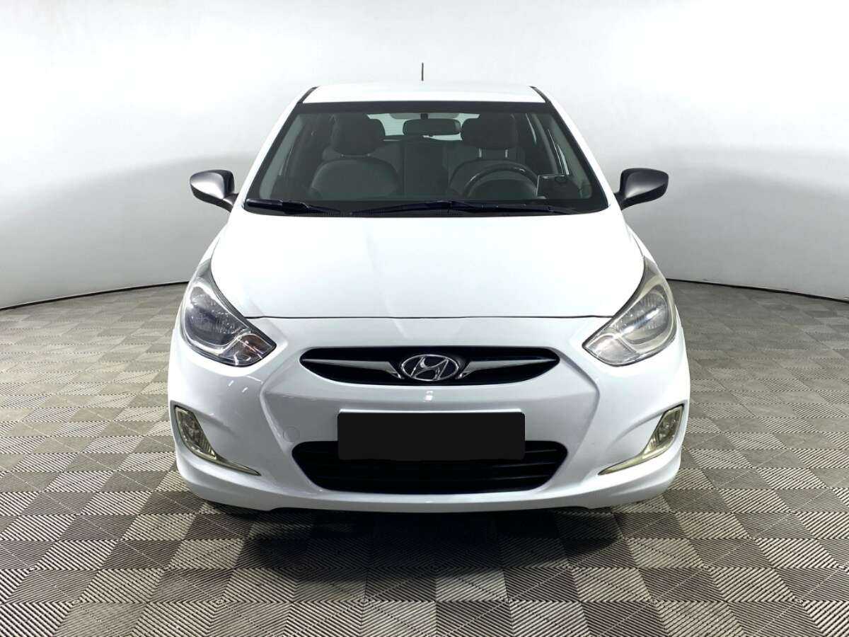 Hyundai Solaris, 2014 - фото №2