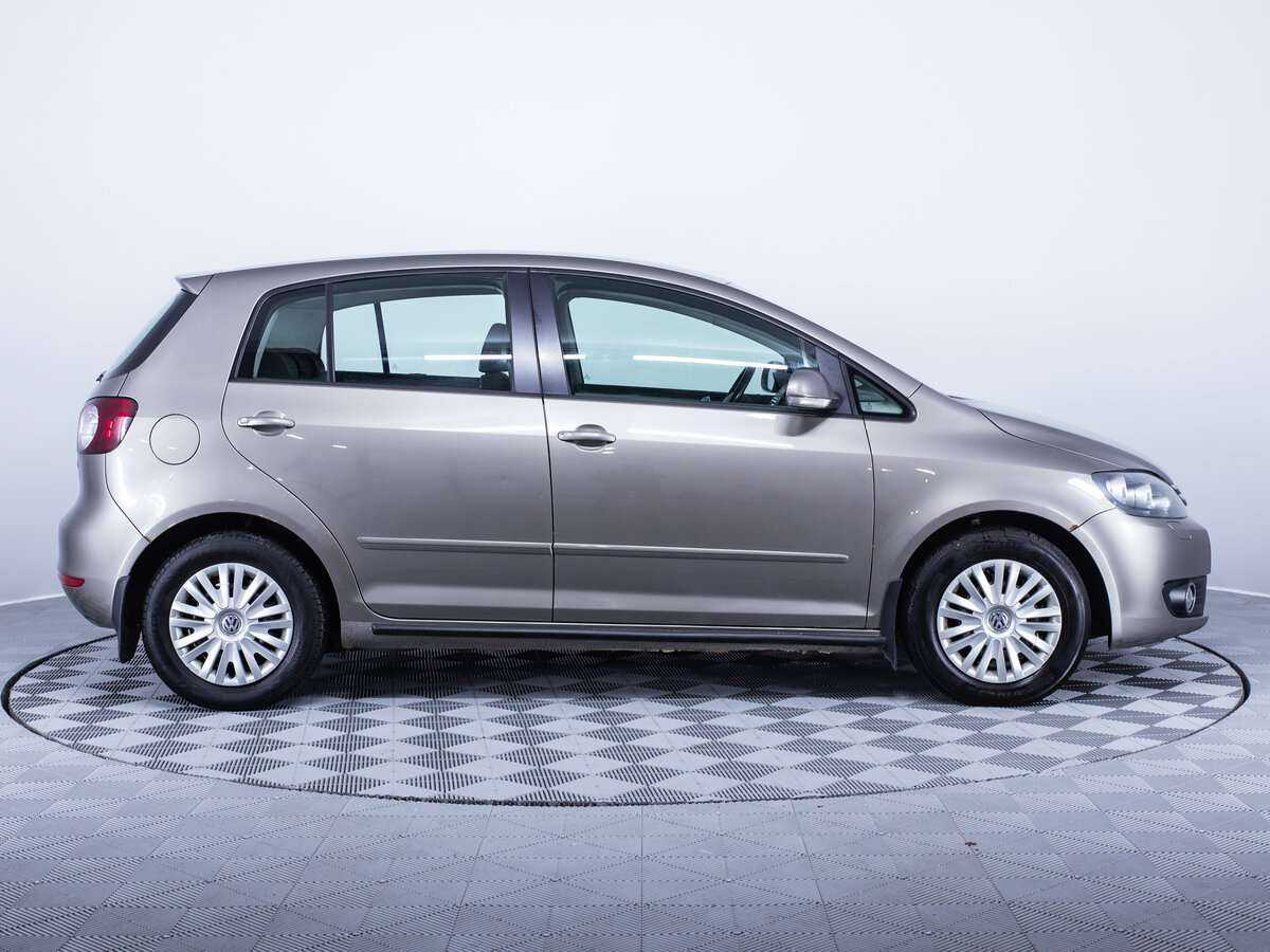 Volkswagen Golf Plus, 2012 - фото №4
