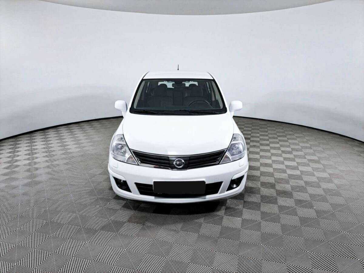 Nissan Tiida, 2012 - фото №2