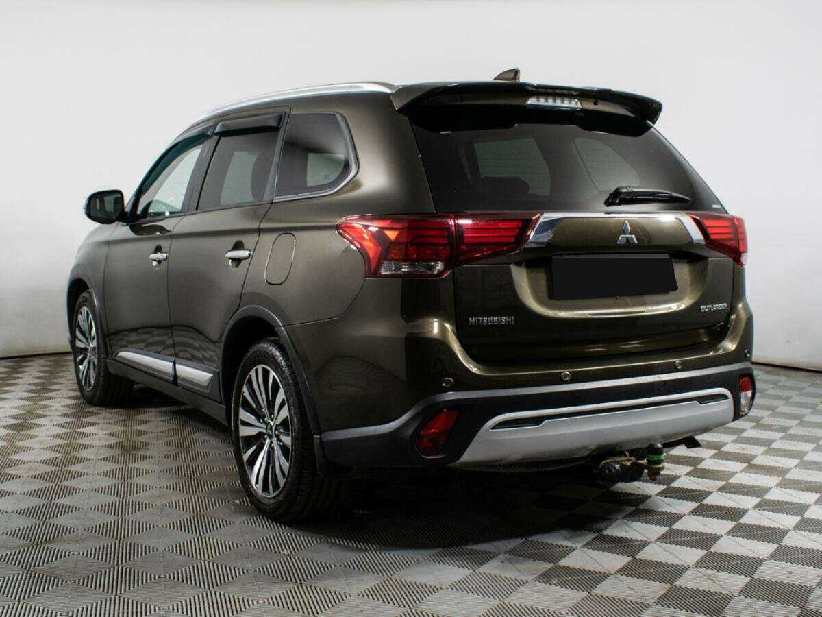 Mitsubishi Outlander, 2018 - фото №4