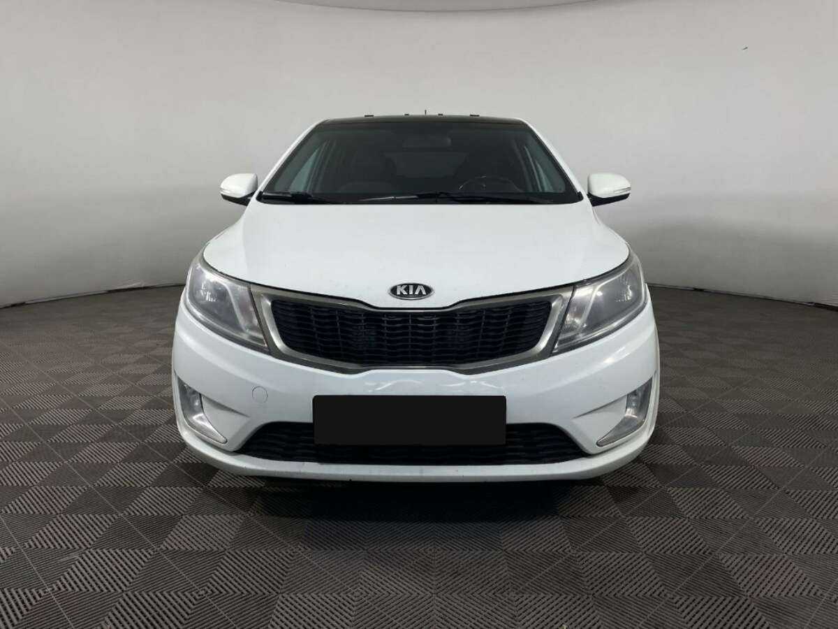 Kia Rio 5-speed, 2013 - фото №2