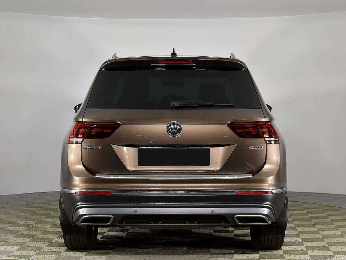 Volkswagen Tiguan, 2018 - фото №4