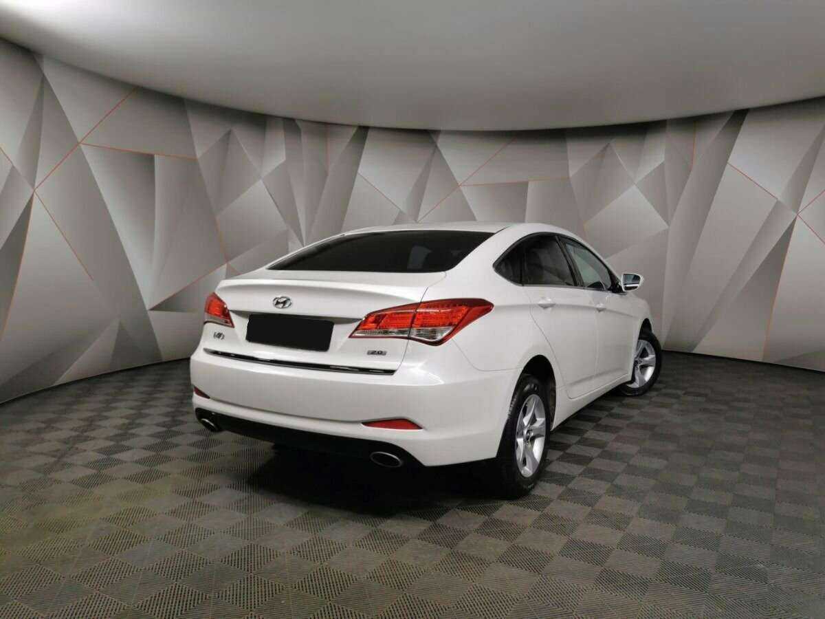 Hyundai i40, 2015 - фото №2