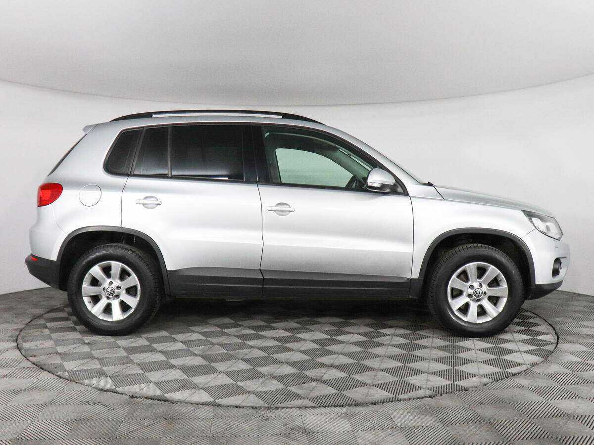 Volkswagen Tiguan, 2012 - фото №4