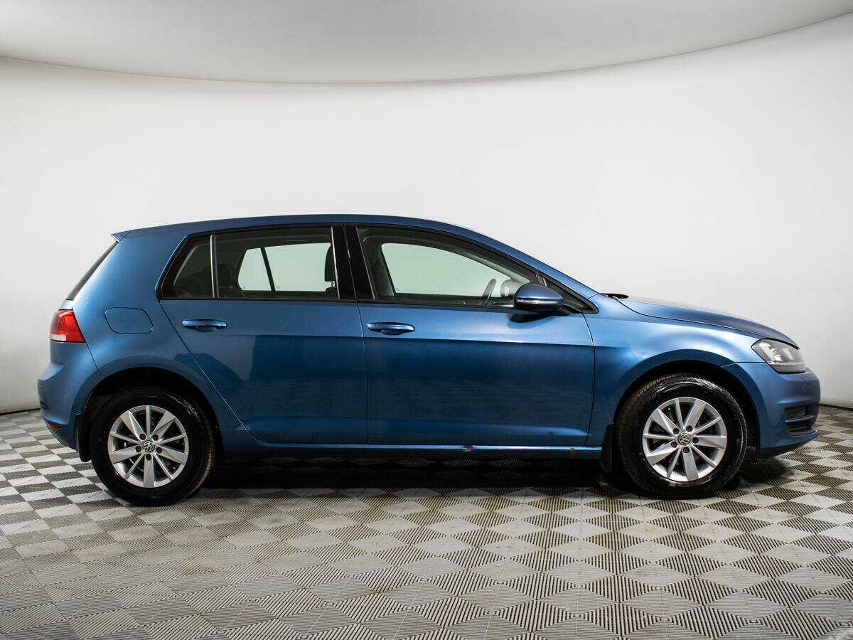 Volkswagen Golf, 2012 - фото №4