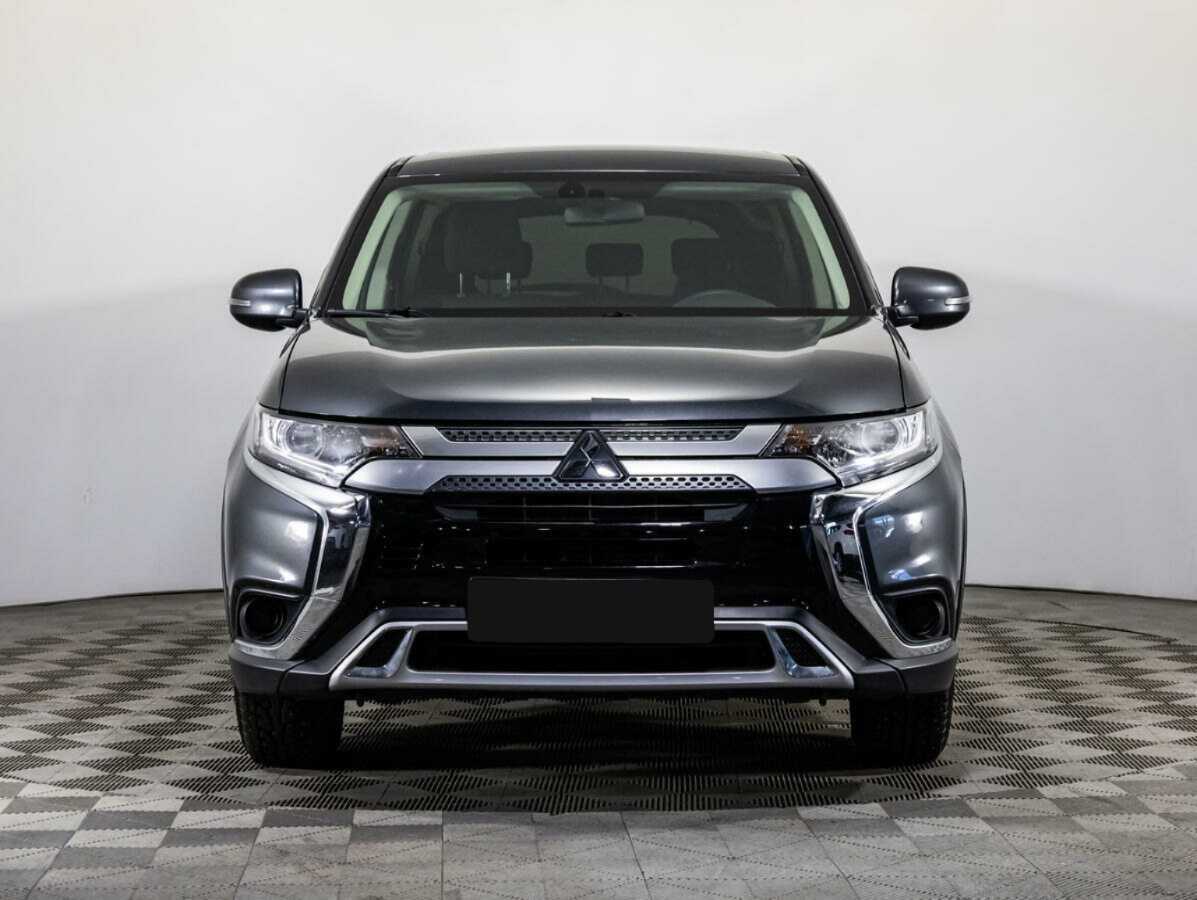 Mitsubishi Outlander, 2019 - фото №2