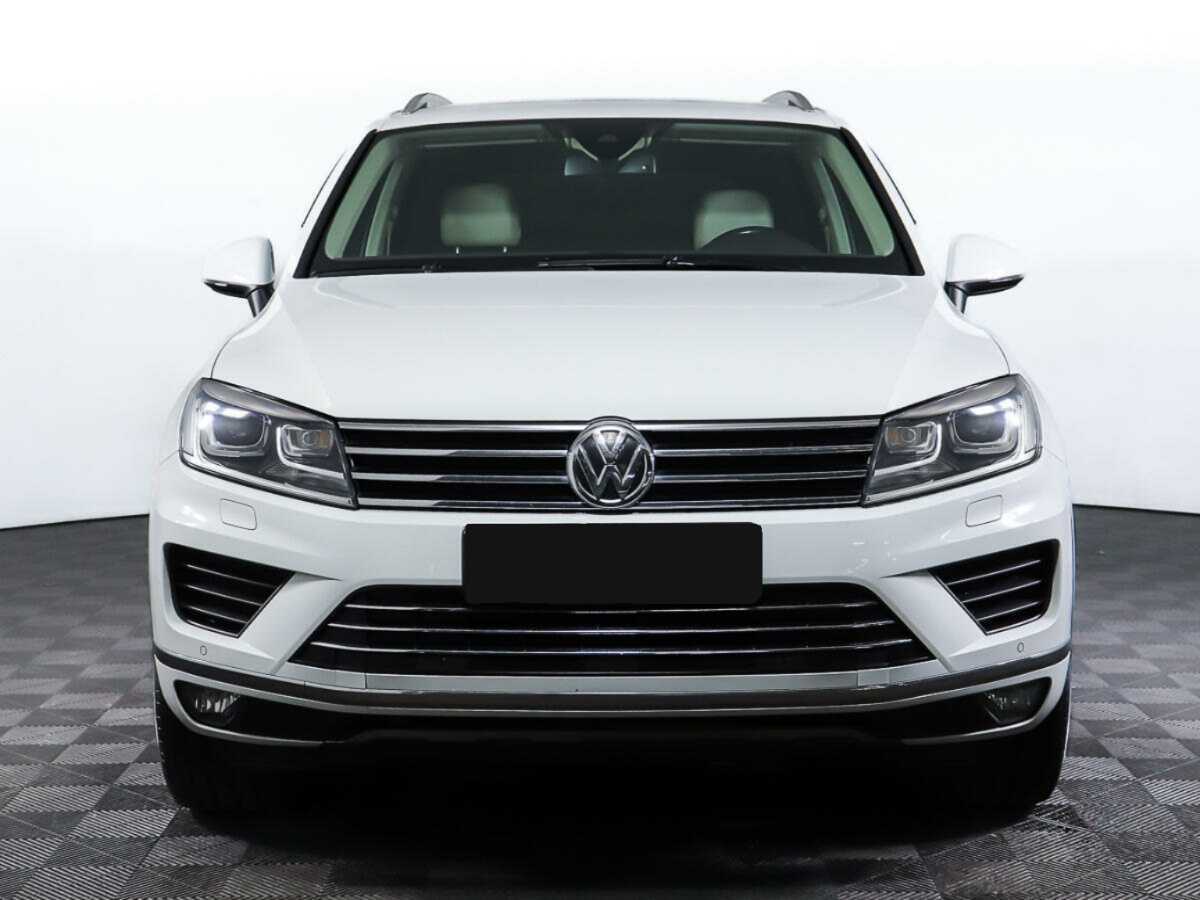 Volkswagen Touareg, 2014 - фото №2