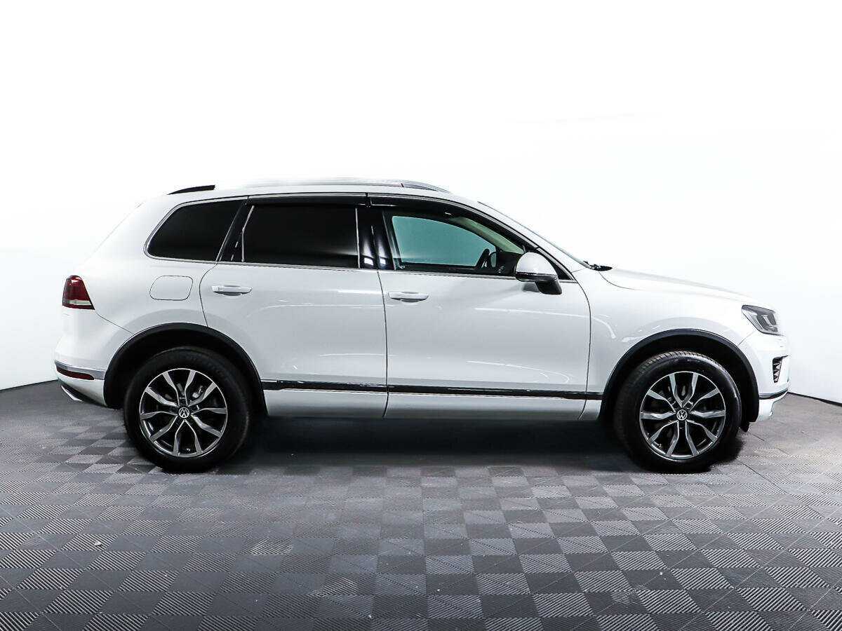 Volkswagen Touareg, 2014 - фото №4