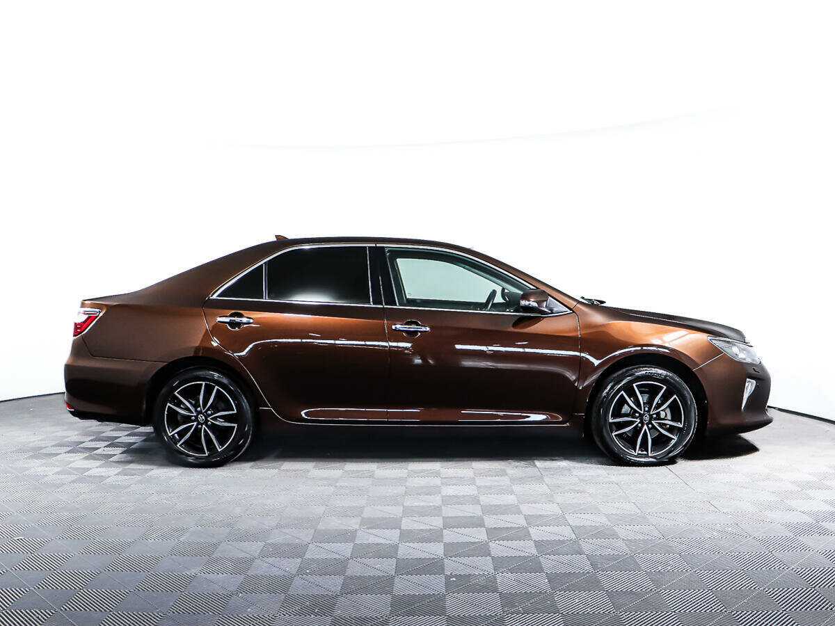 Toyota Camry, 2017 - фото №4