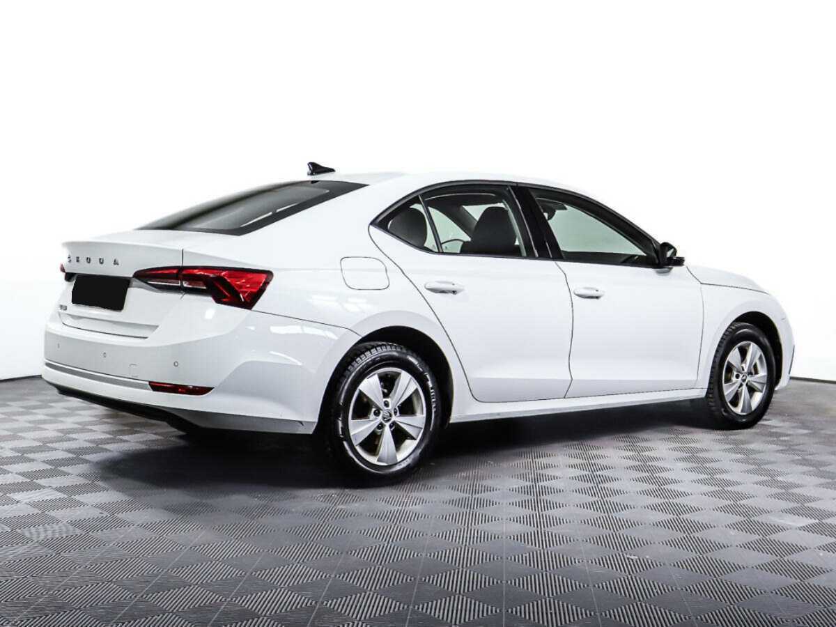 Skoda Octavia, 2021 - фото №4
