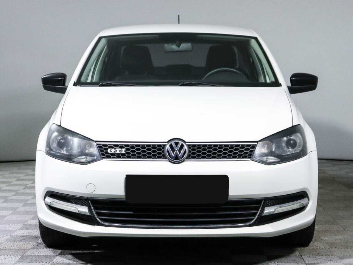 Volkswagen Polo, 2013 - фото №2