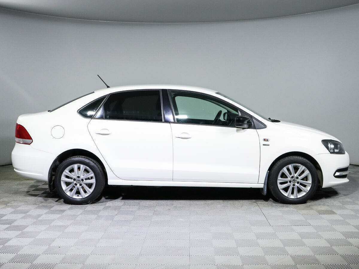 Volkswagen Polo, 2013 - фото №4