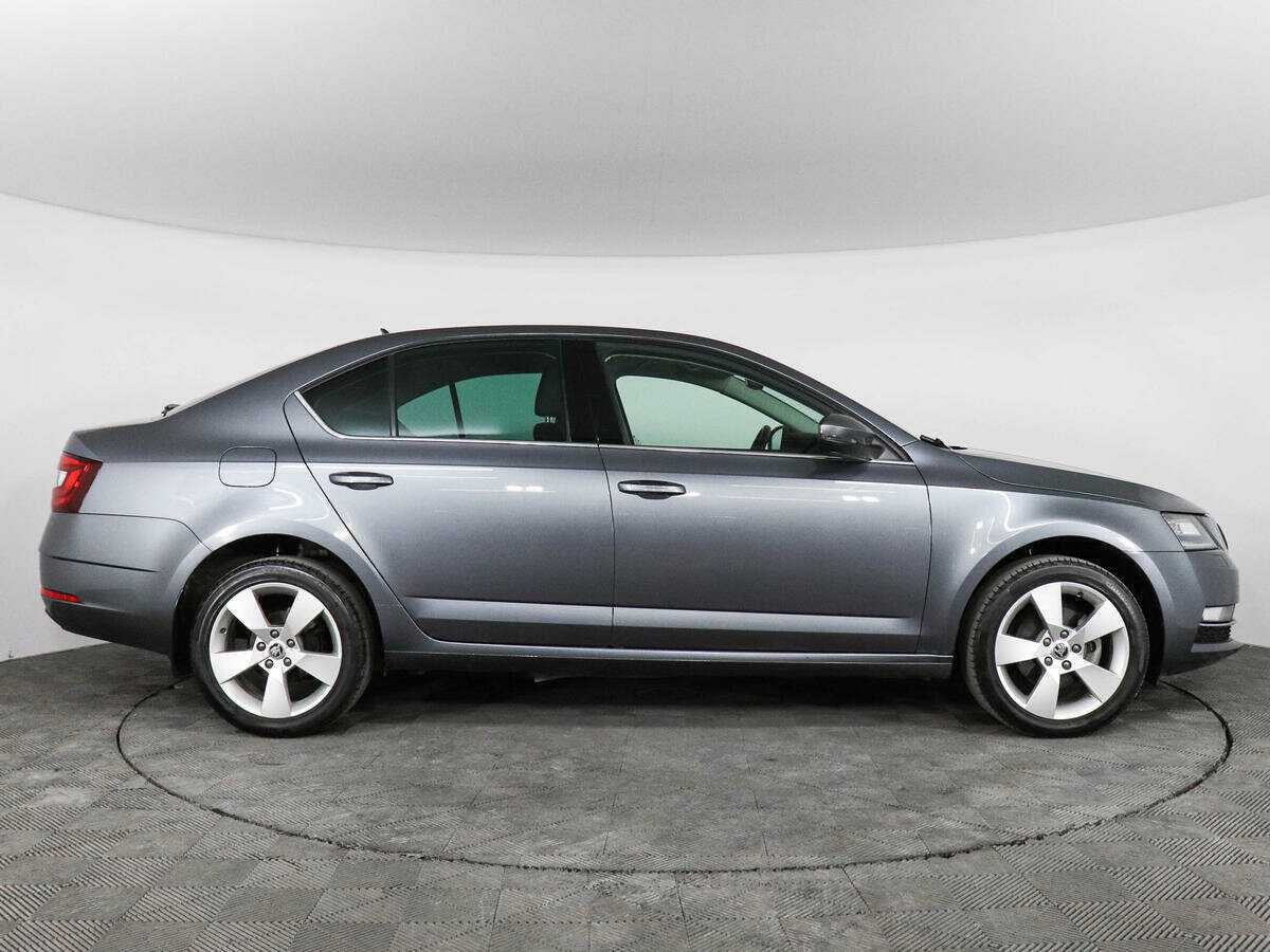 Skoda Octavia, 2019 - фото №4