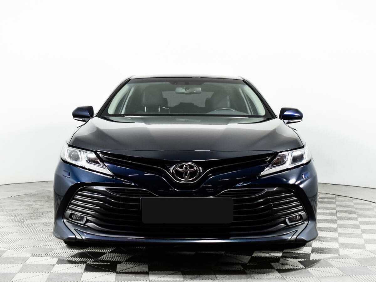 Toyota Camry, 2019 - фото №3