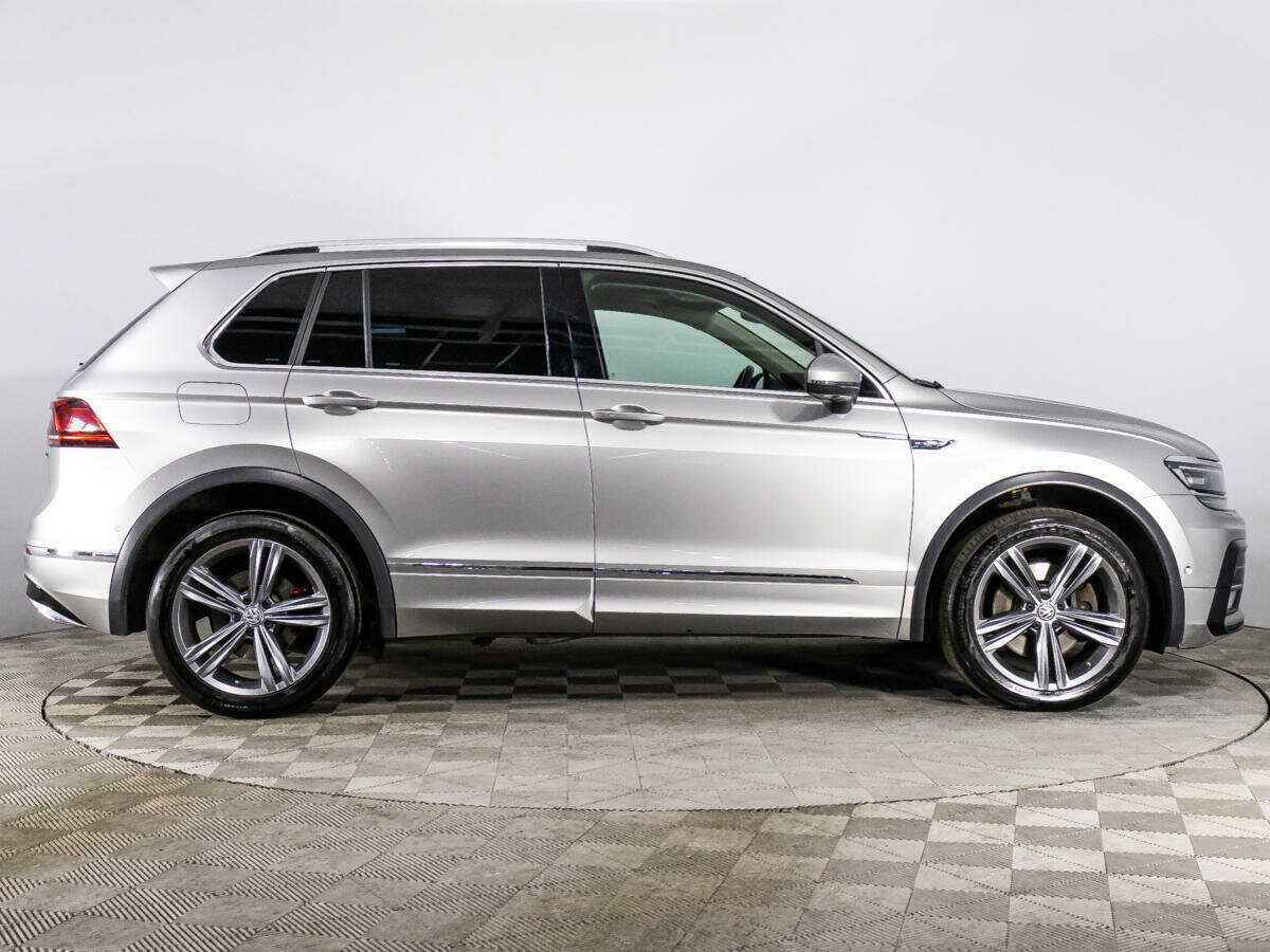 Volkswagen Tiguan, 2018 - фото №4