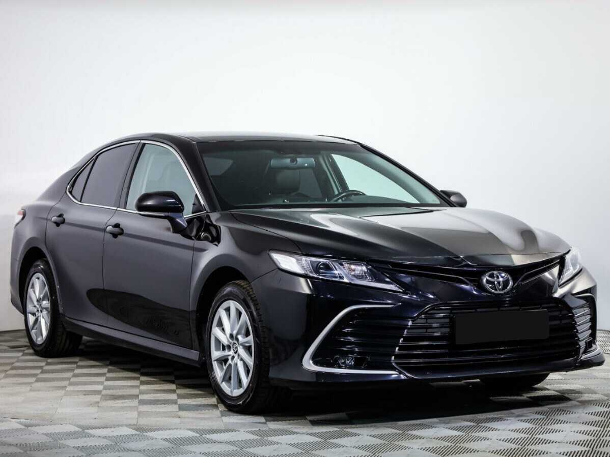 Toyota Camry, 2022 - фото №2