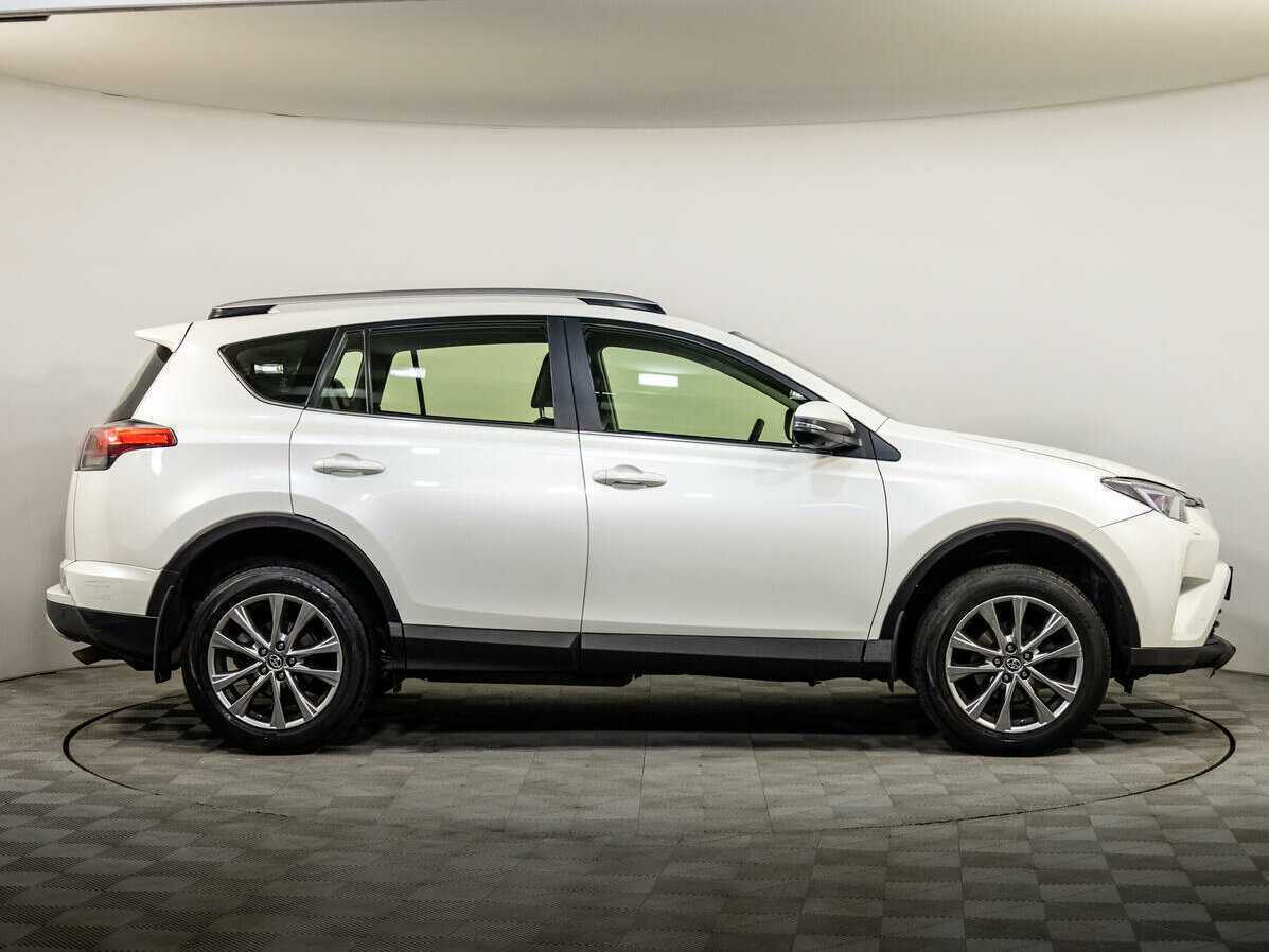 Toyota RAV4, 2015 - фото №3