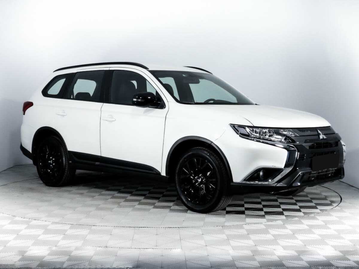 Mitsubishi Outlander, 2021 - фото №3