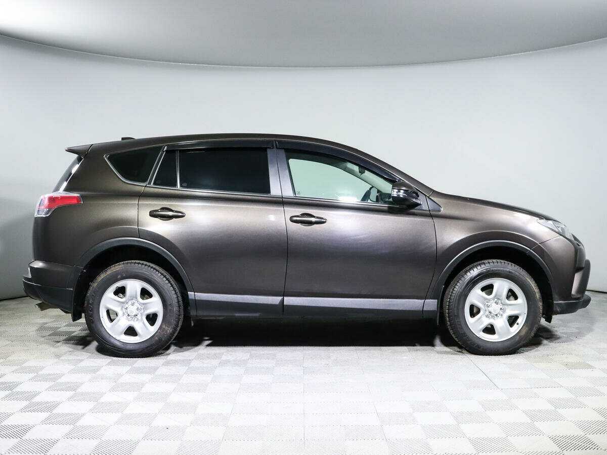 Toyota RAV4, 2018 - фото №4