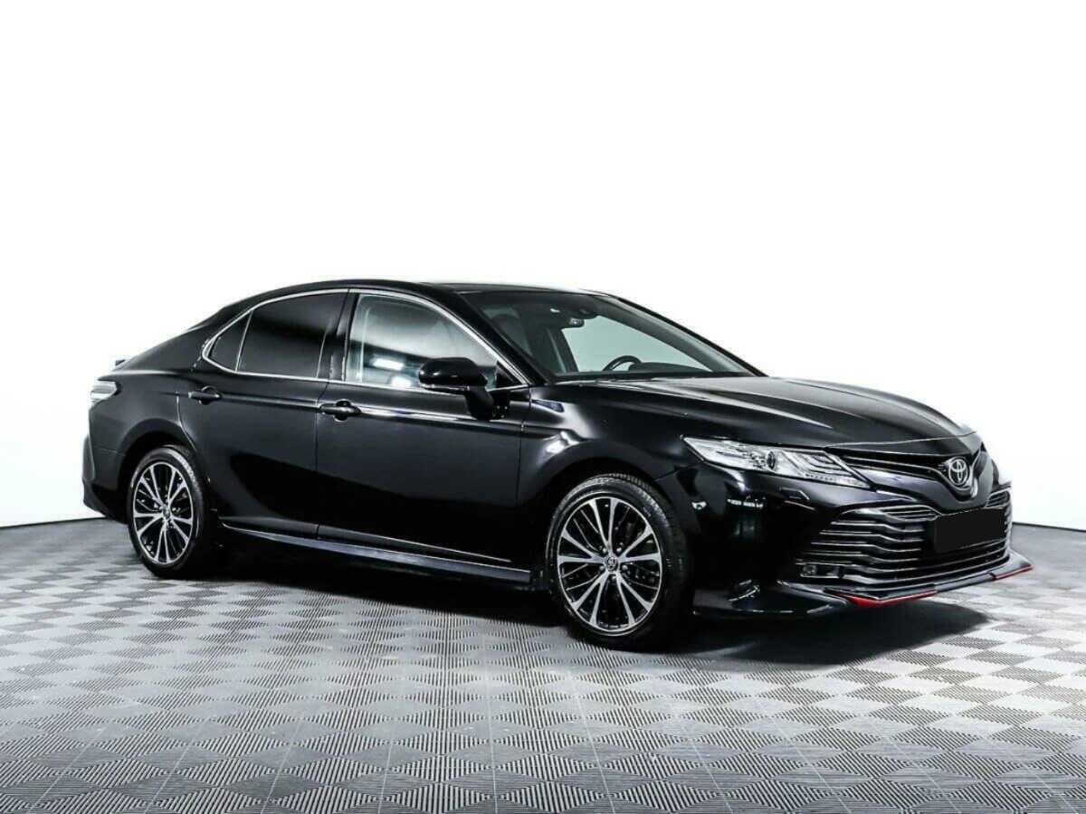 Toyota Camry, 2020 - фото №3