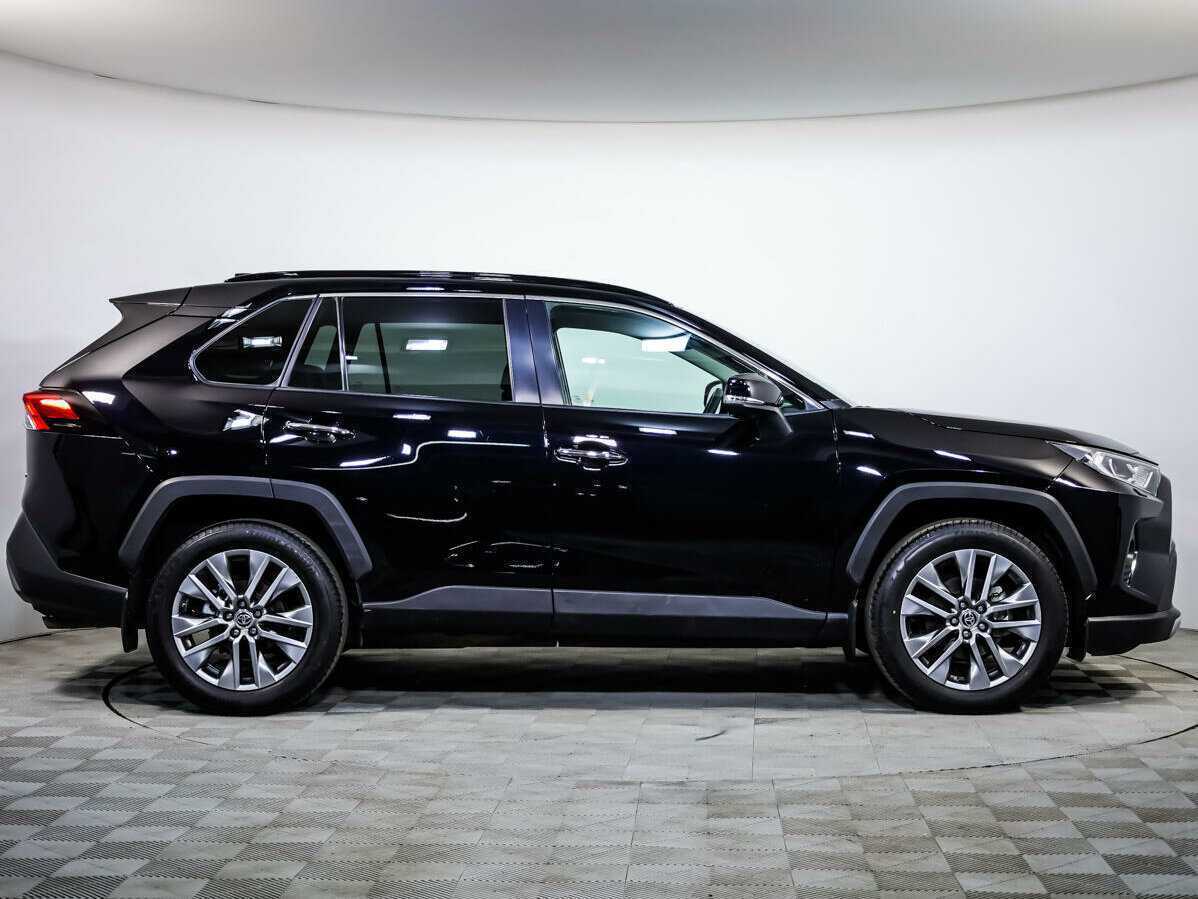 Toyota RAV4, 2021 - фото №4