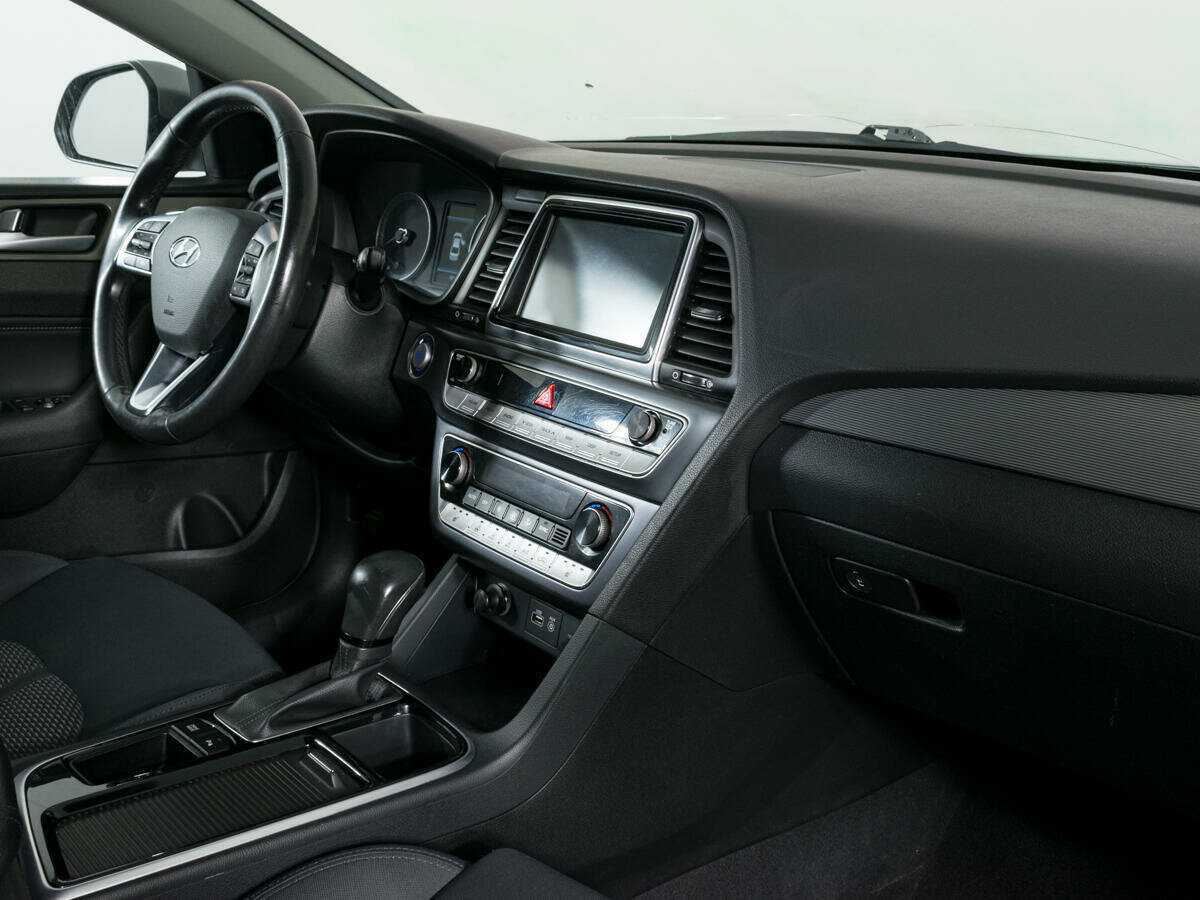 Hyundai Sonata, 2017 - фото №3
