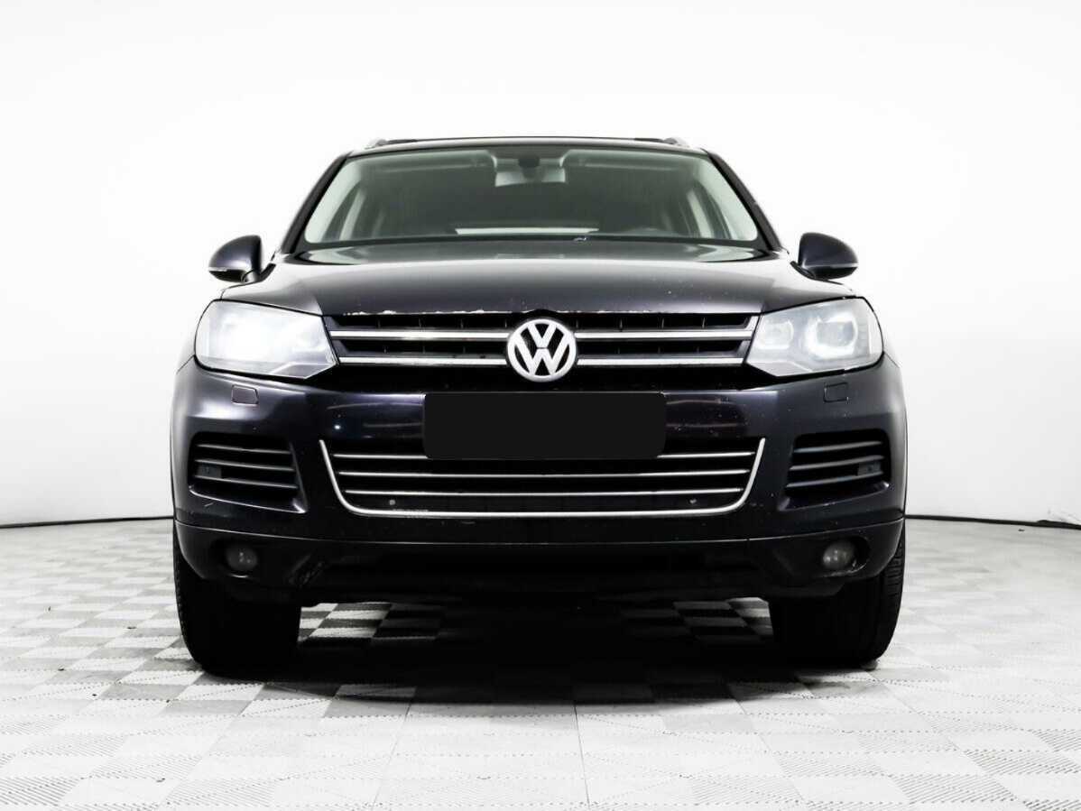 Volkswagen Touareg, 2013 - фото №2