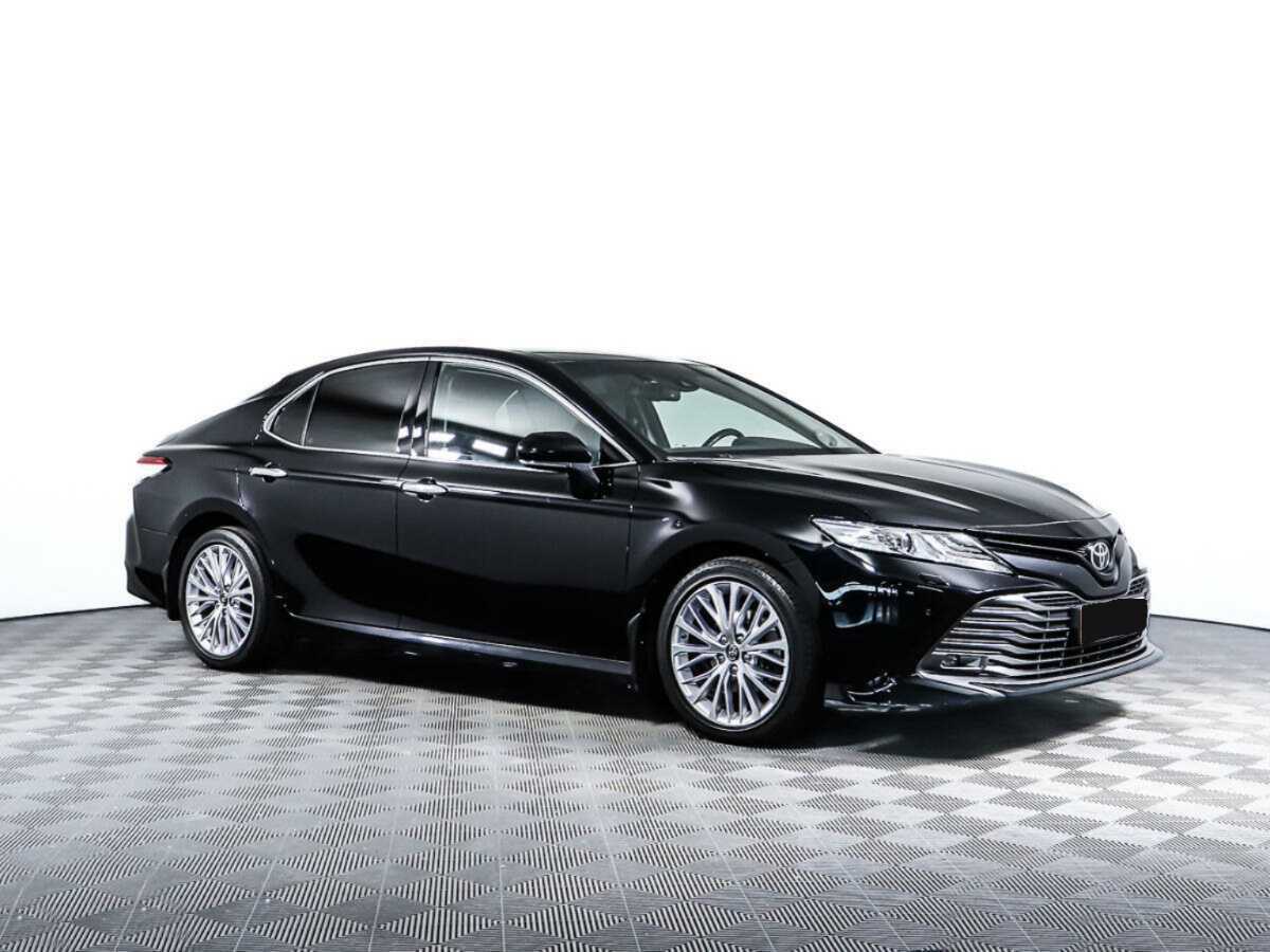 Toyota Camry, 2018 - фото №3