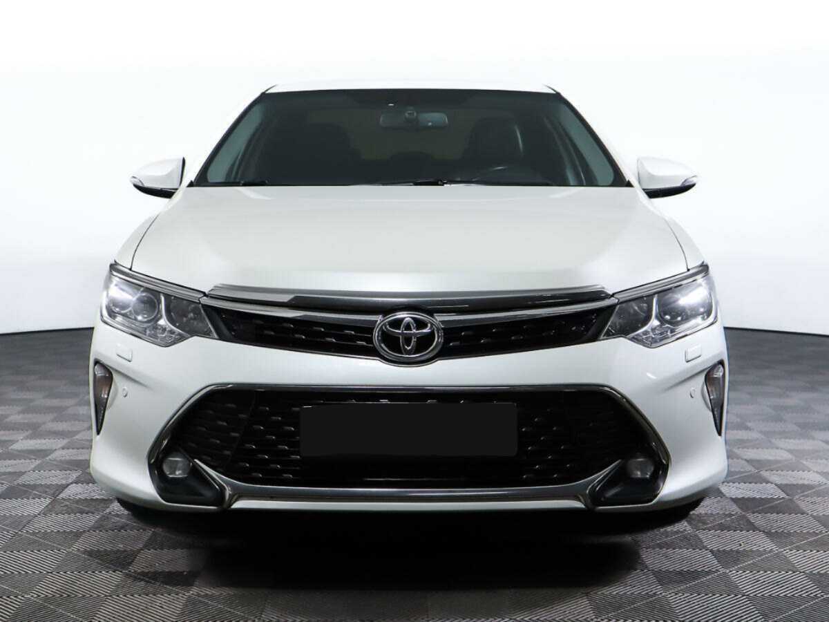 Toyota Camry, 2017 - фото №2