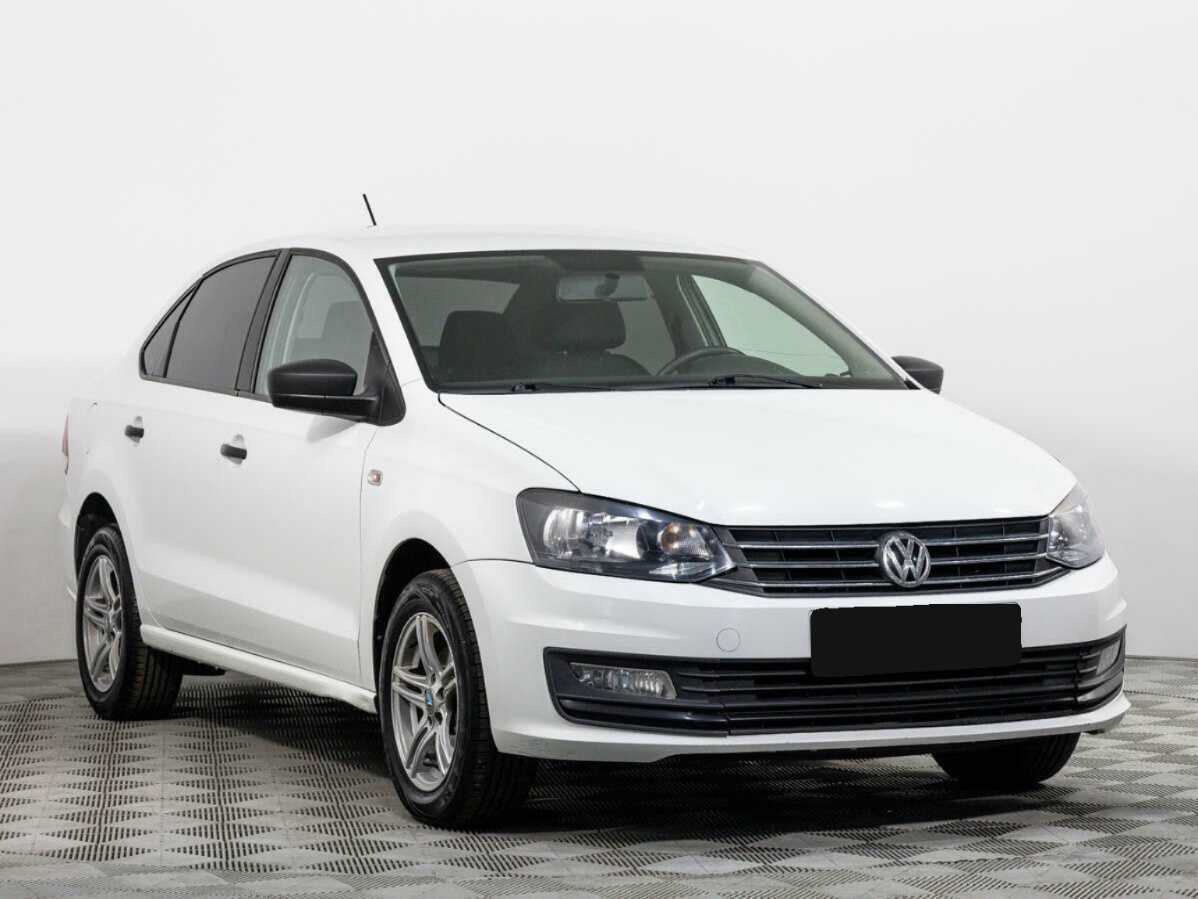 Volkswagen Polo, 2015 - фото №2