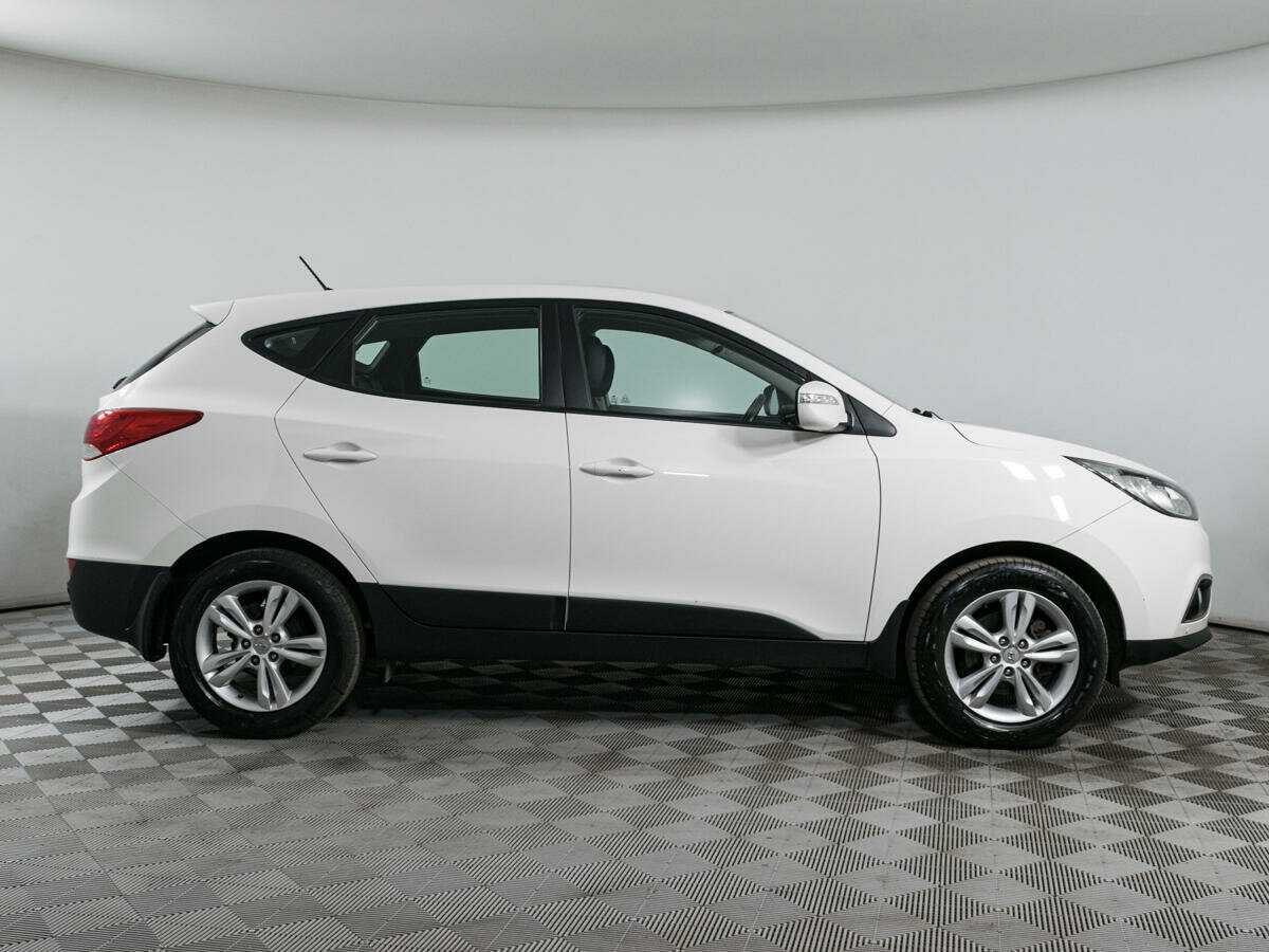 Hyundai ix35, 2012 - фото №4