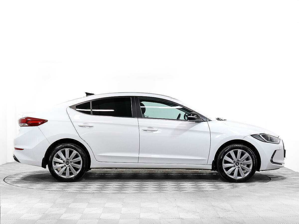 Hyundai Elantra, 2017 - фото №3