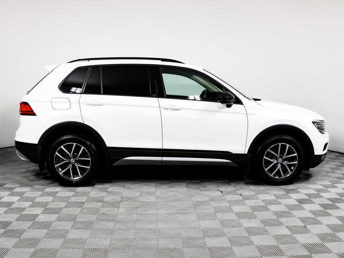Volkswagen Tiguan, 2019 - фото №4