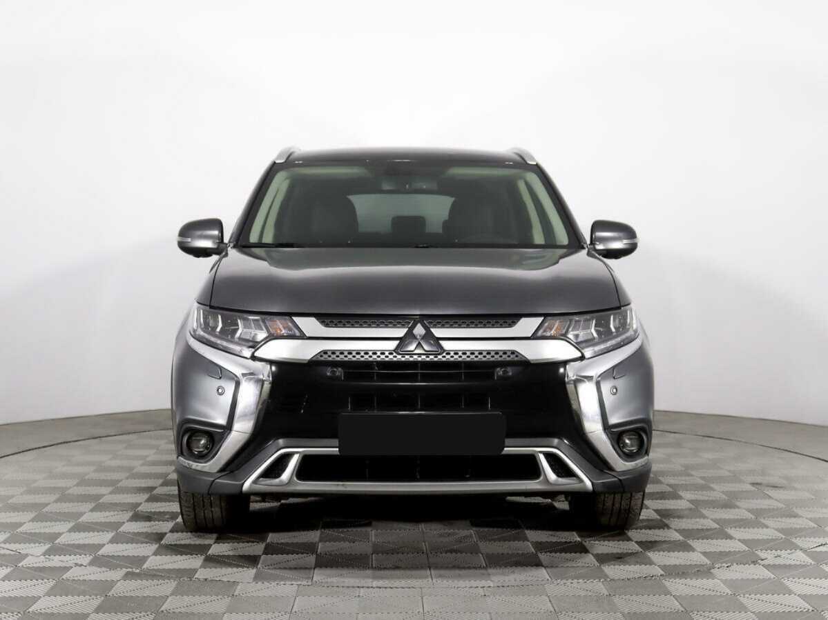 Mitsubishi Outlander, 2019 - фото №2
