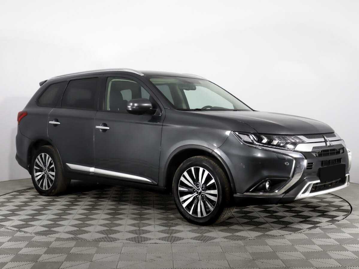 Mitsubishi Outlander, 2019 - фото №3