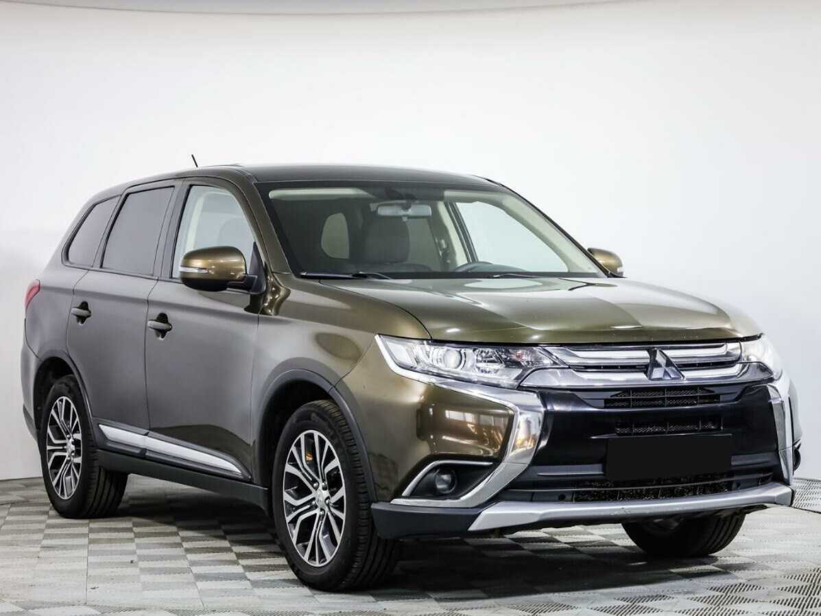 Mitsubishi Outlander, 2015 - фото №2