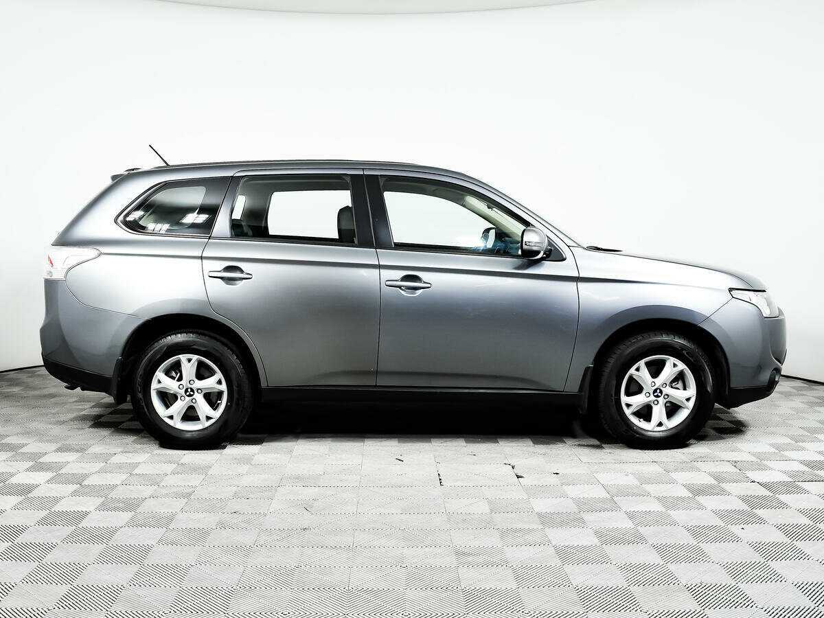 Mitsubishi Outlander, 2013 - фото №4