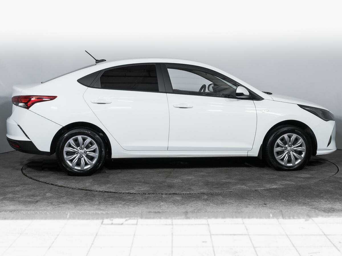 Hyundai Solaris, 2020 - фото №4