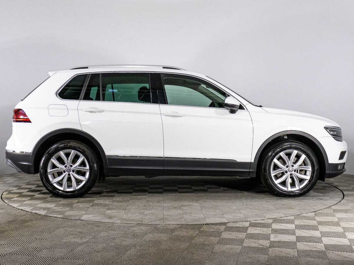 Volkswagen Tiguan, 2018 - фото №4