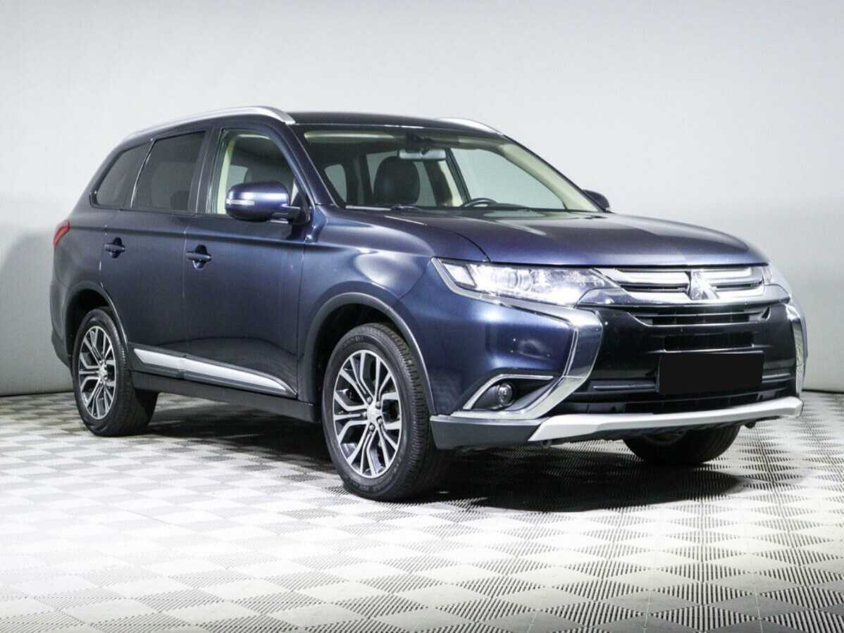 Mitsubishi Outlander, 2018 - фото №2