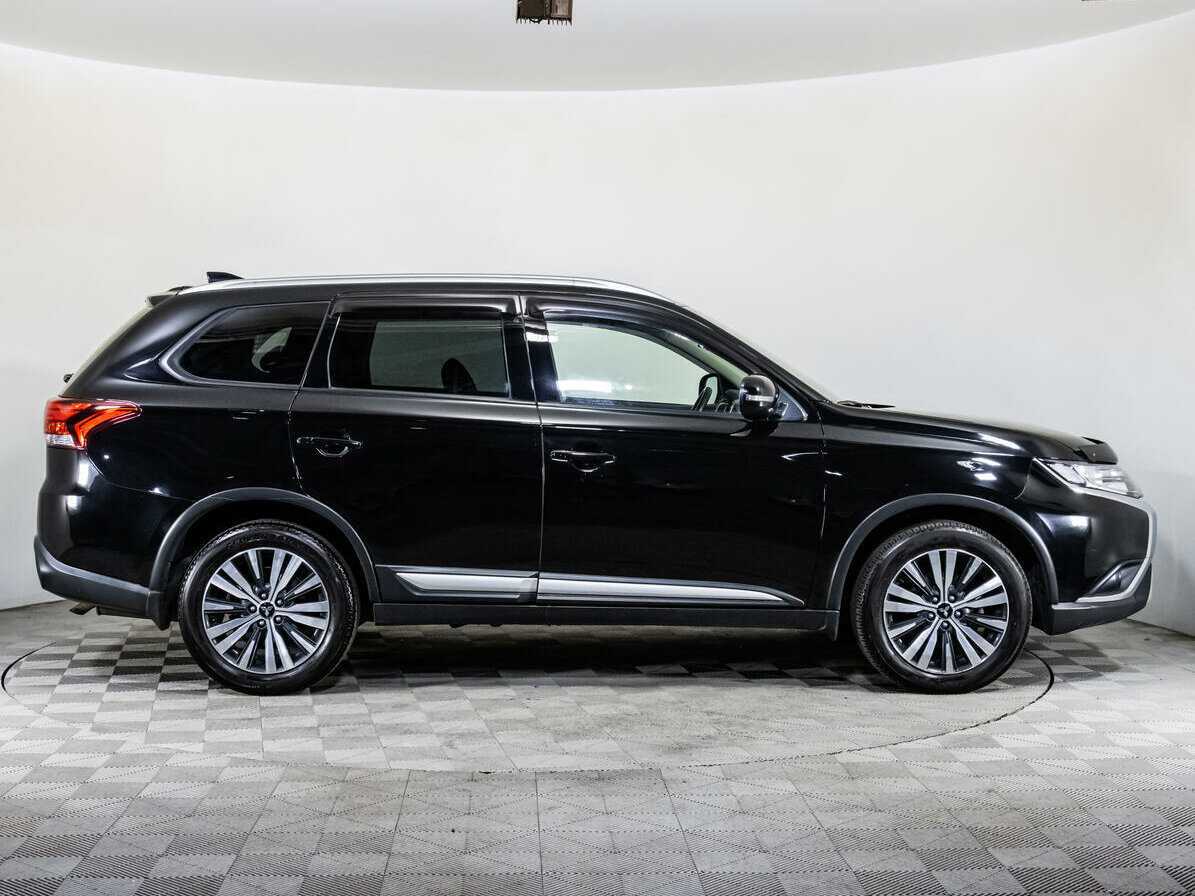 Mitsubishi Outlander, 2019 - фото №4