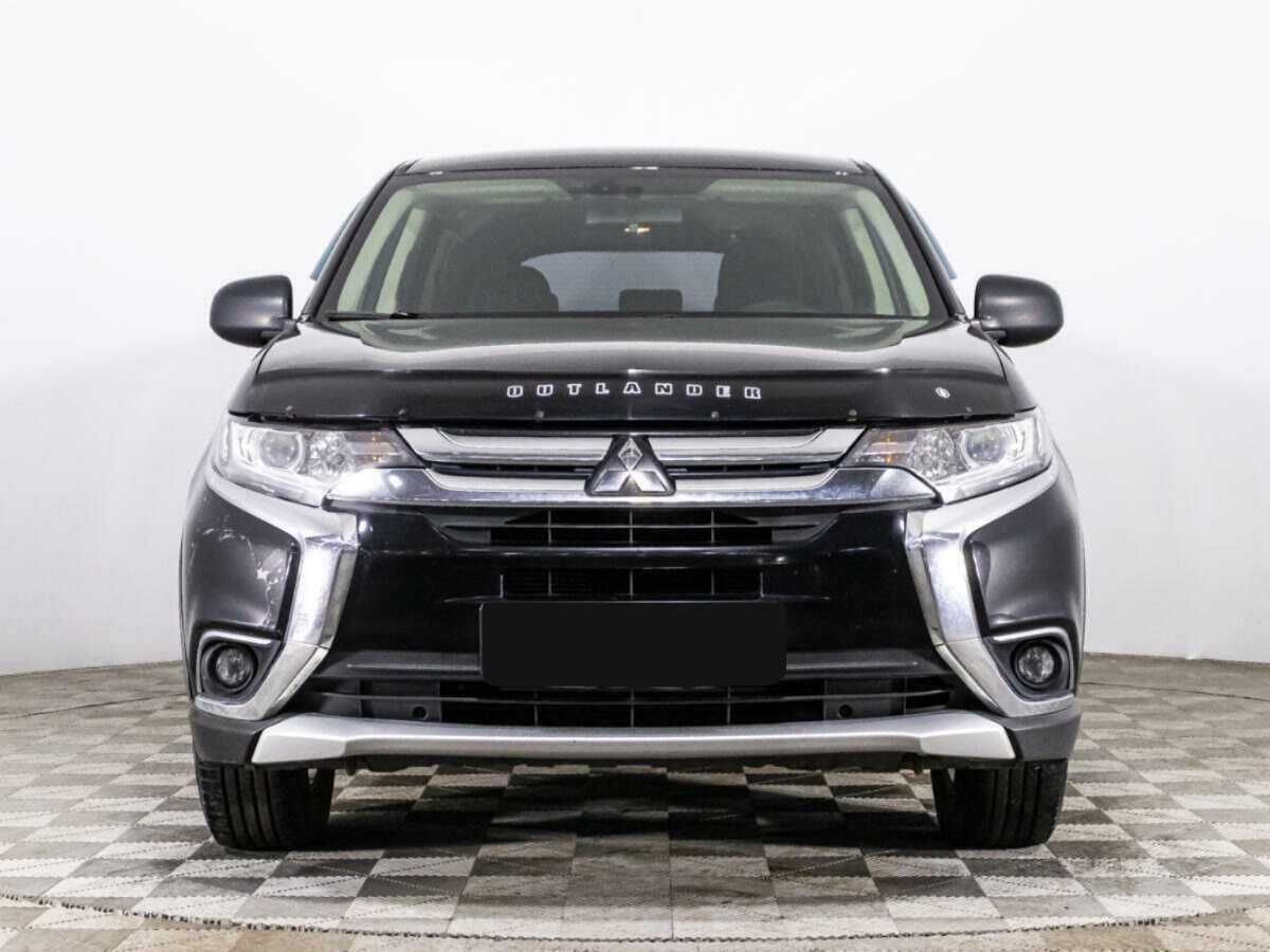 Mitsubishi Outlander, 2017 - фото №2