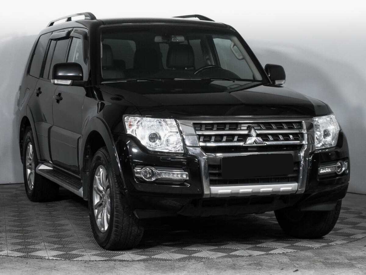 Mitsubishi Pajero, 2017 - фото №3